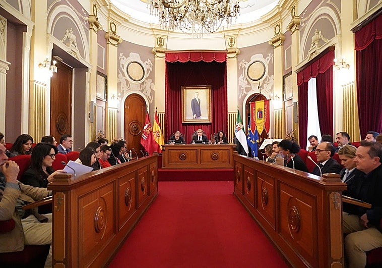 Gragera saca adelante las cuentas de este año con la oposición en contra